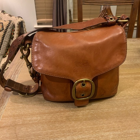 Coach Handbags - Vintage Coach Bleeker Flap Satchel Bag number 11419